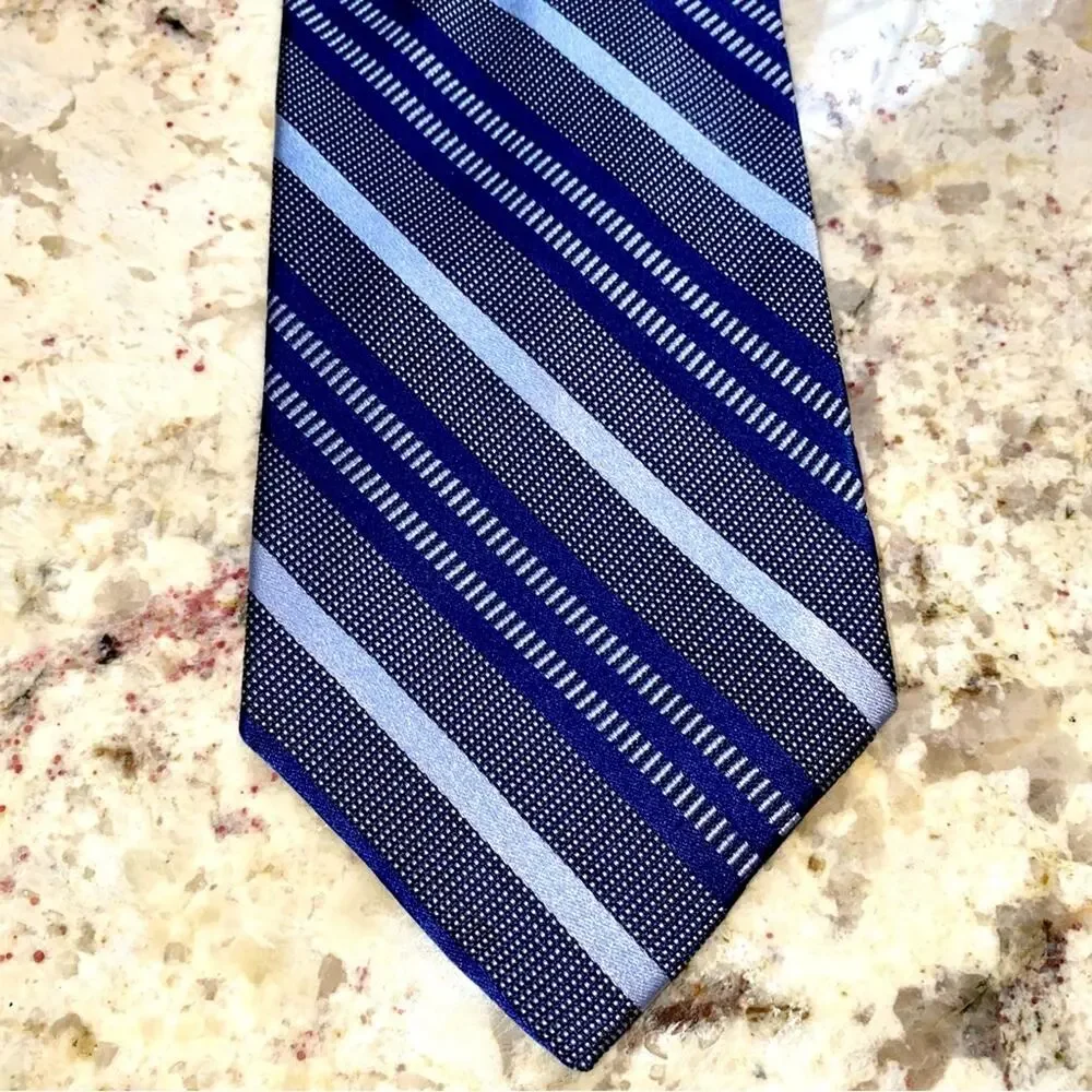 Claudio Marinetti Como Italy Blue Stripe 100% Silk Mens Tie EUC